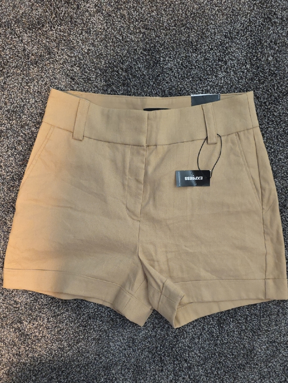 🆕️ Express Midi High Rise Beige Shorts / Size 8